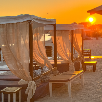 Beach bar for large groups in Fanari Greece